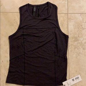 NWT Lululemon lab Sarala tank sz 6